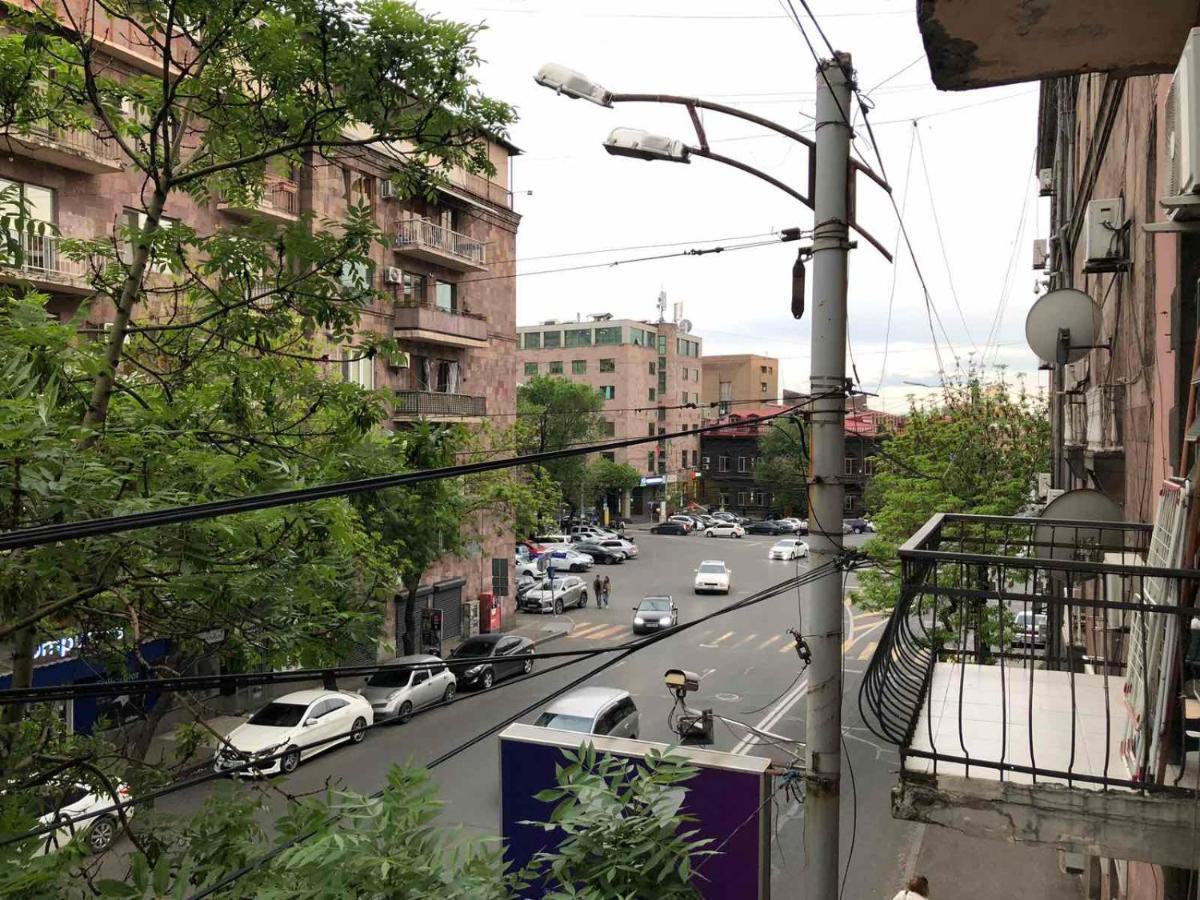 Appartement Квартира В Самом Центре Еревана Extérieur photo