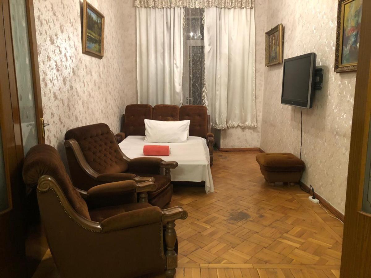 Appartement Квартира В Самом Центре Еревана Extérieur photo